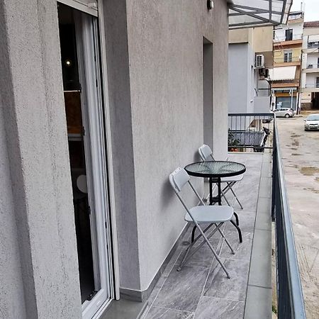 Central Luxury Studio Lägenhet Ioánnina Exteriör bild